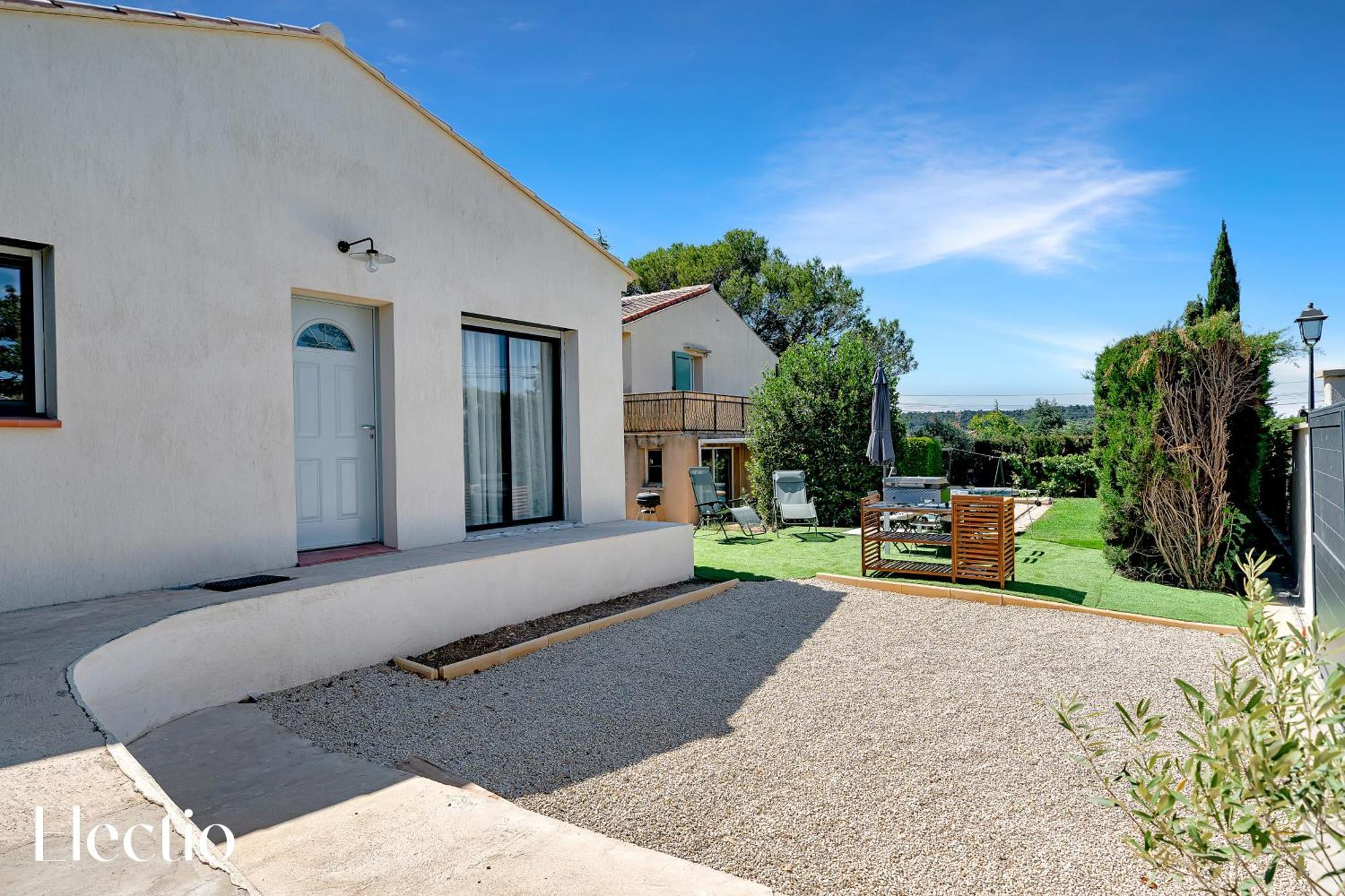 Villa Oliveda - Piscine & Salon Cinema Lourmarin Kültér fotó