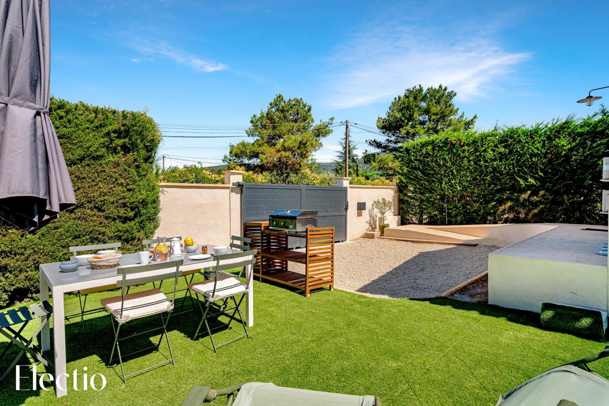 Villa Oliveda - Piscine & Salon Cinema Lourmarin Kültér fotó